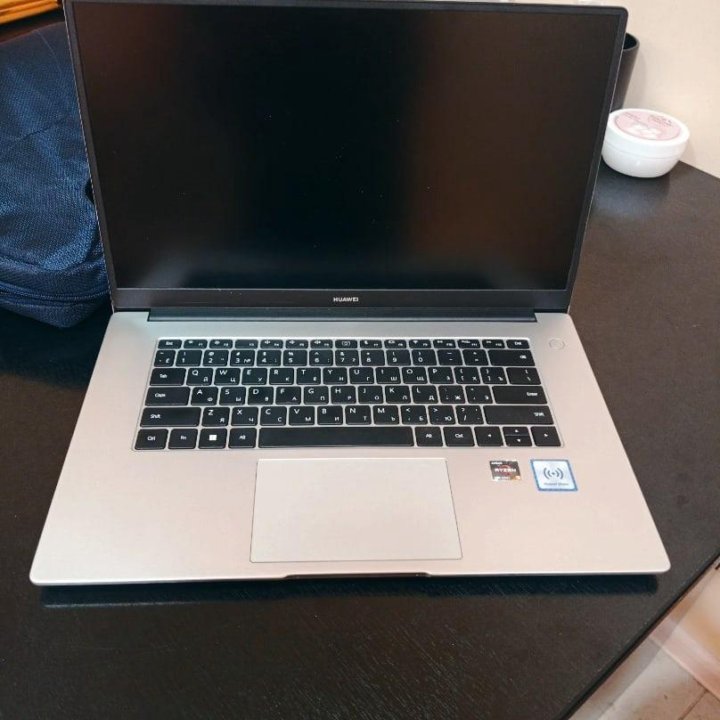 HUAWEI MATEBOOK D 15