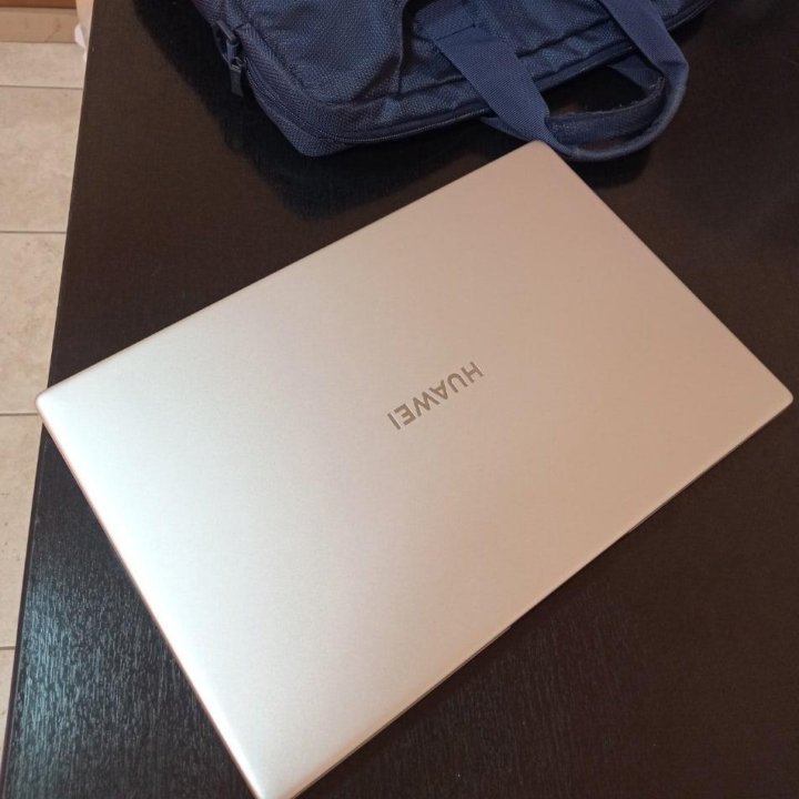 HUAWEI MATEBOOK D 15