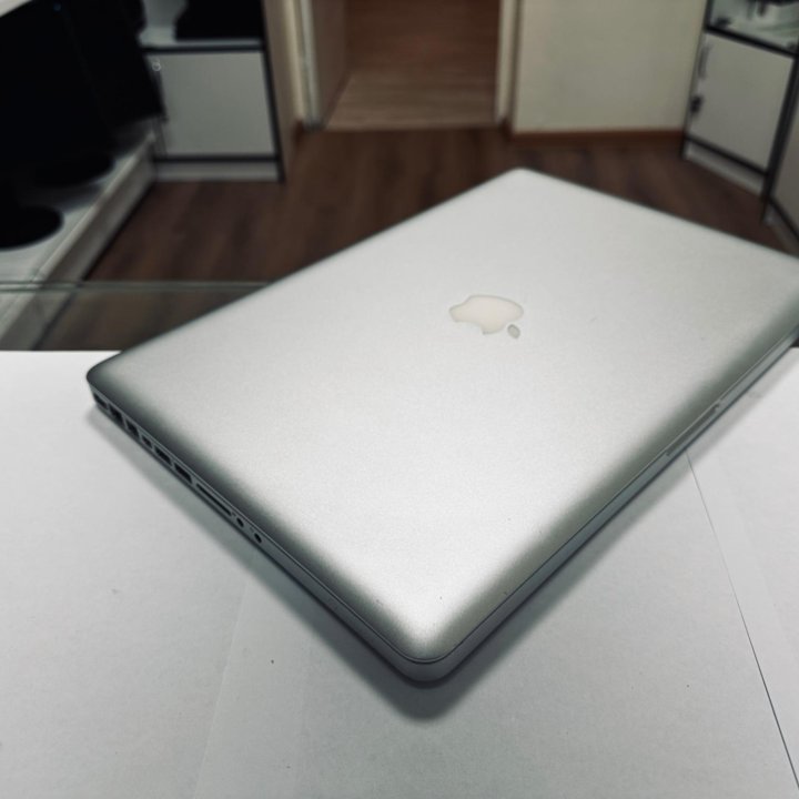 Macbook pro 15 2011 i7 2.0 8/500 (П-673)