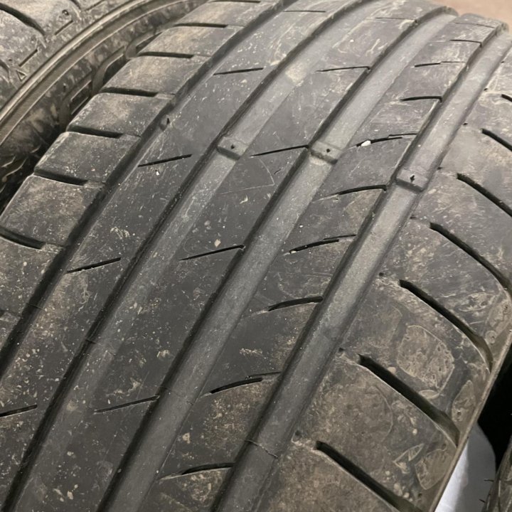 Kumho exsta ps 71 225/55 R17