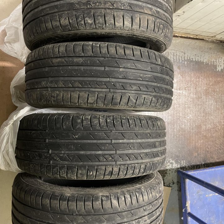 Kumho exsta ps 71 225/55 R17