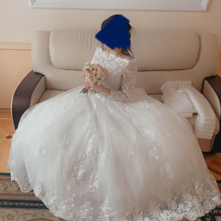 Свадебное платье