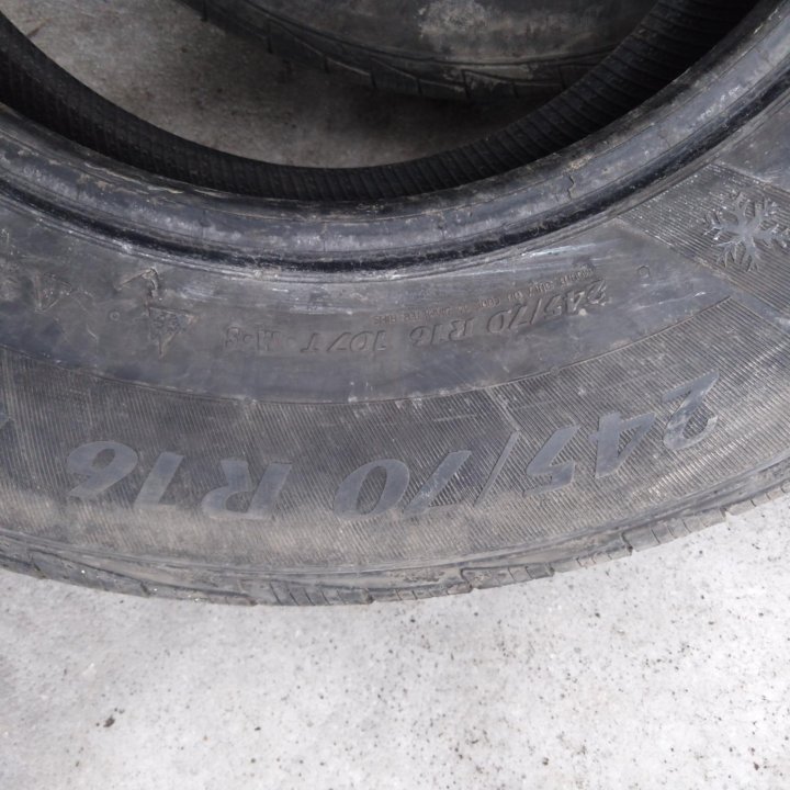 245/70 R16