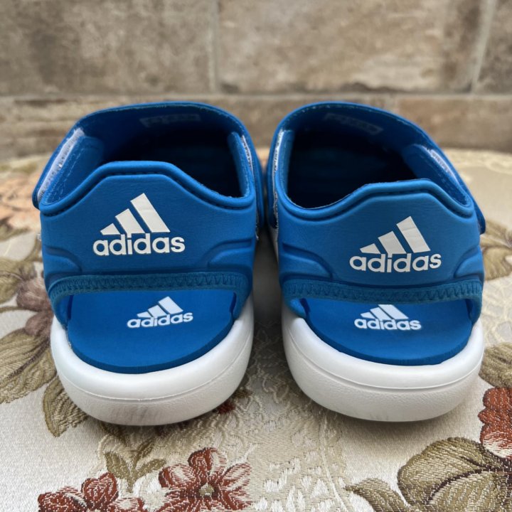 Сандалии детские adidas синие р. 33