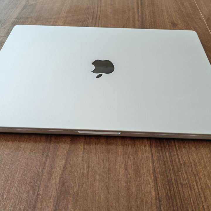 MacBook 16 M1 MAX 32 gb 1 tb