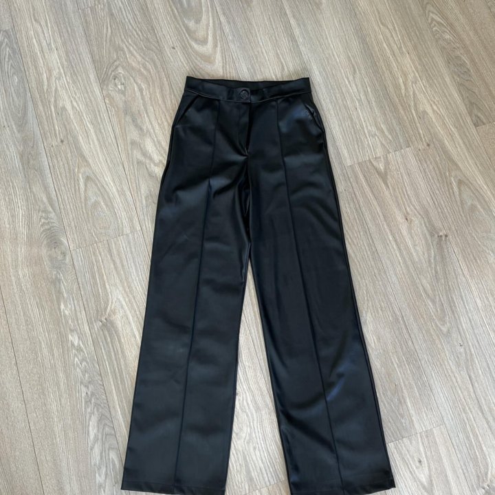 Кожаные брюки