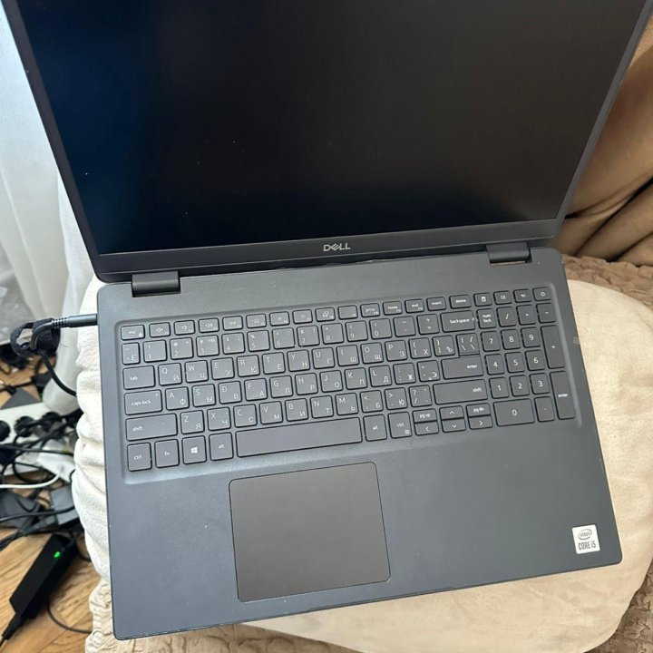 DELL LATITUDE 15 2021г, 16gb DDR4 + 256gb SSD, COR