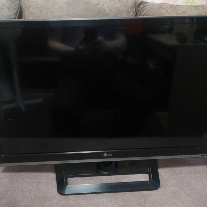 LG 32ls560T