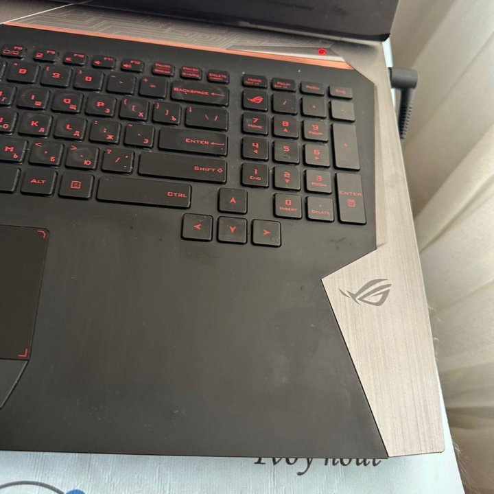 ASUS ROG 752VS, G752, 8gb GTX1070, i7 7820Hq, 16gb