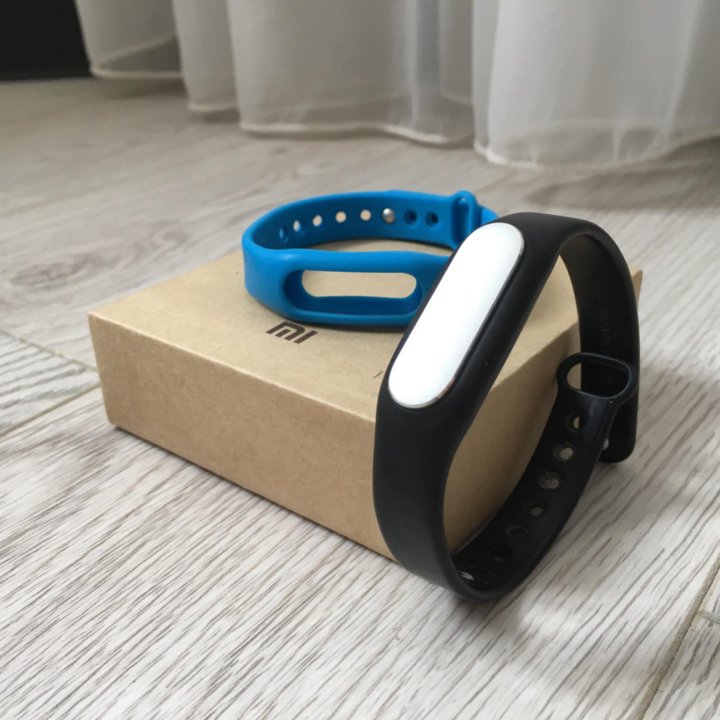 Фитнес браслеты xiaomi mi band