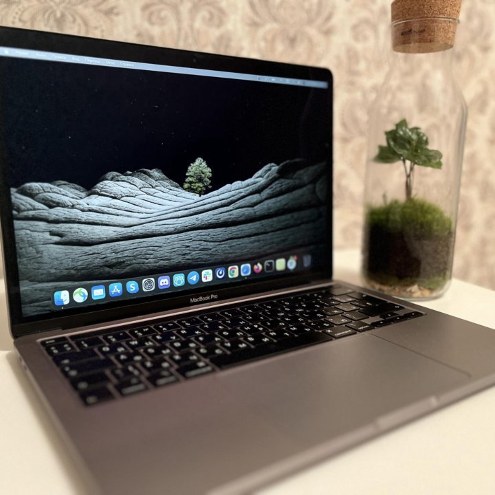 Apple MacBook Pro 13 2020