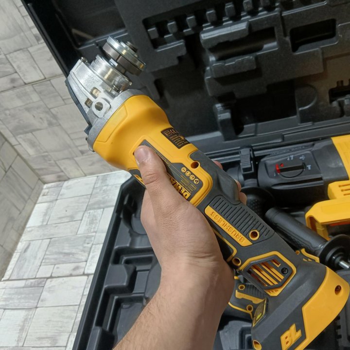 Набор dewalt 3 в 1 Аккумуляторный