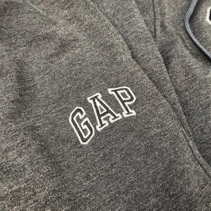 Спортивные Костюмы GAP (Магазин)