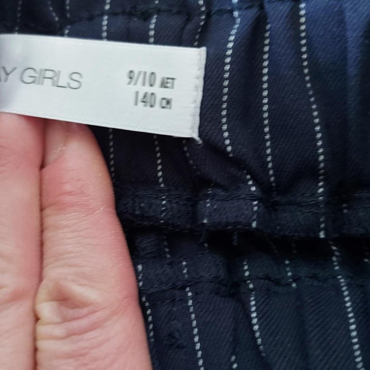 Брюки на девочку.