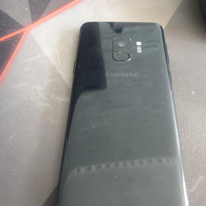 Cмартфон Samsung Galaxy S9 (SM-G960F) 64GB