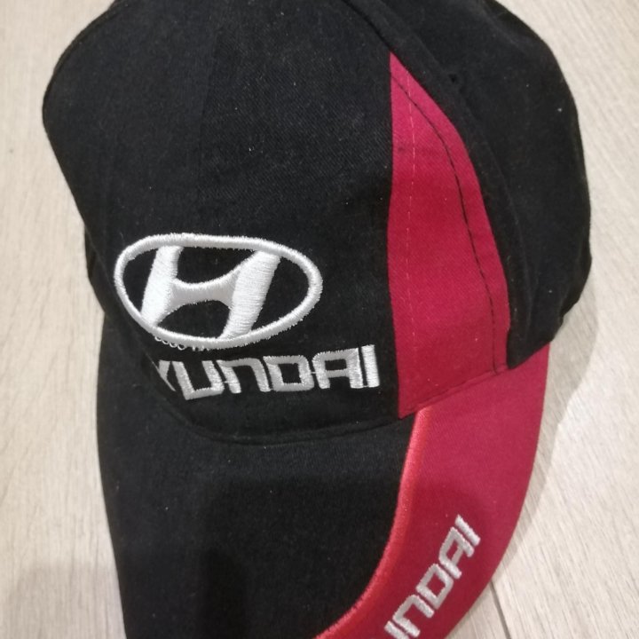 Кепка бейсболка Hyundai