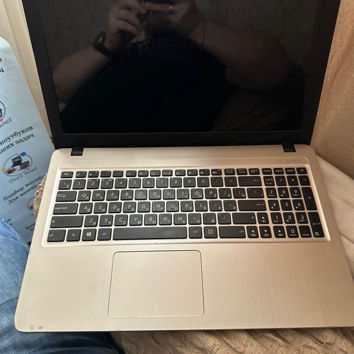 ASUS VIVOBOOK X540S , GeForce 810m, 4-x яд. Intel