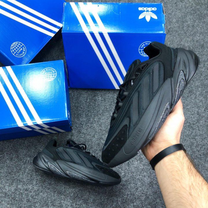 Кроссовки Adidas Ozelia