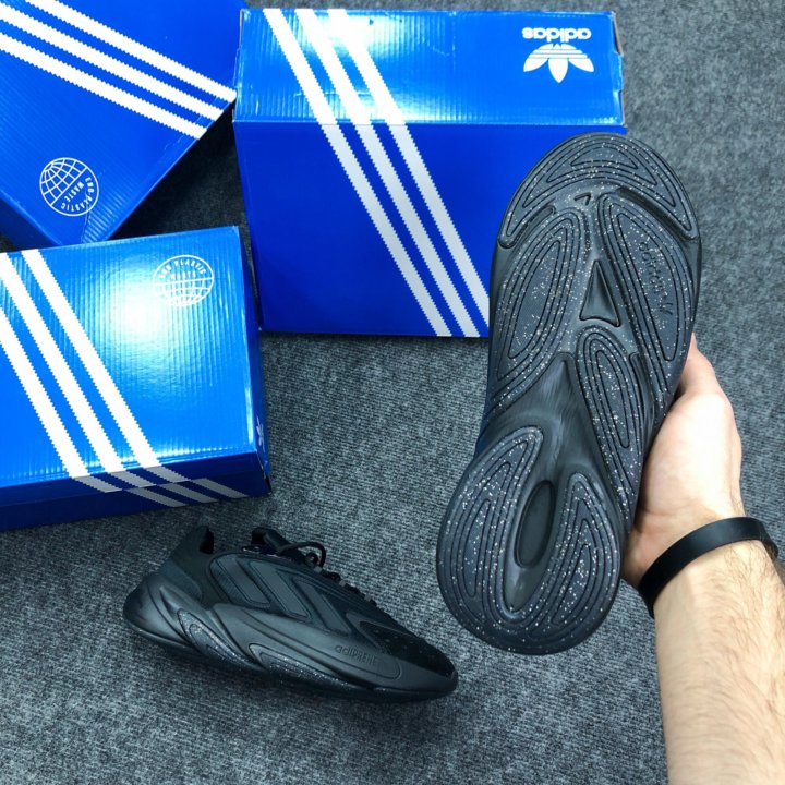 Кроссовки Adidas Ozelia