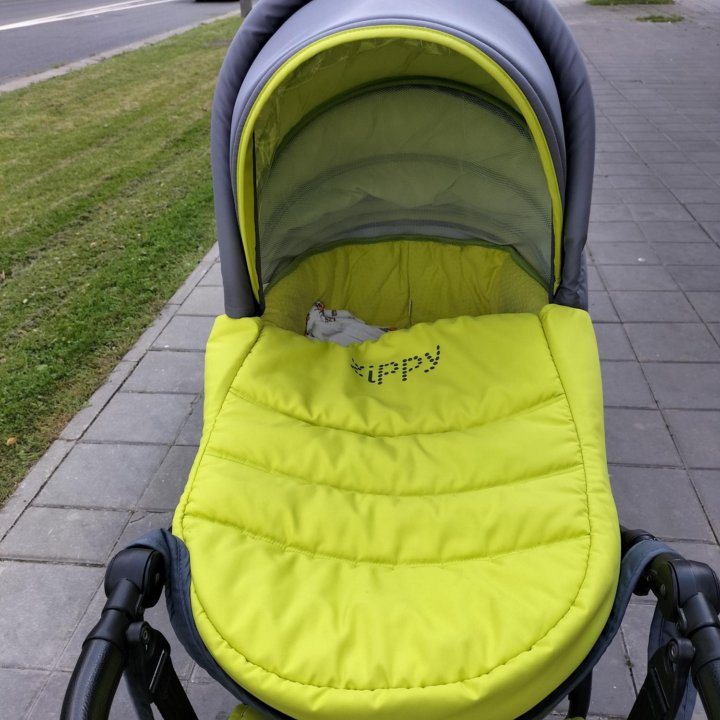 Коляска Tutis Zippy (3в1)