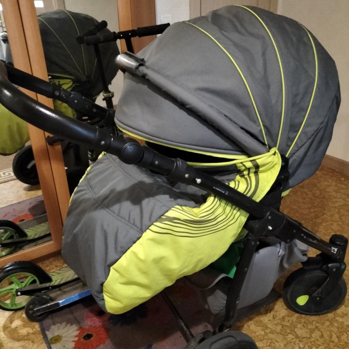 Коляска Tutis Zippy (3в1)