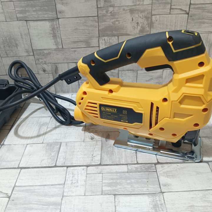 Лобзик dewalt 1180w с лазерным наведением