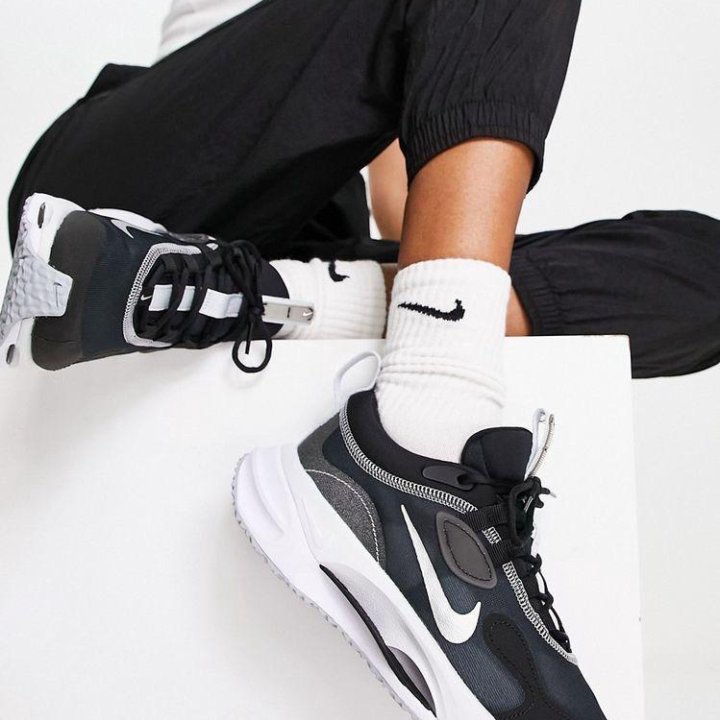 Кроссовки Nike Air