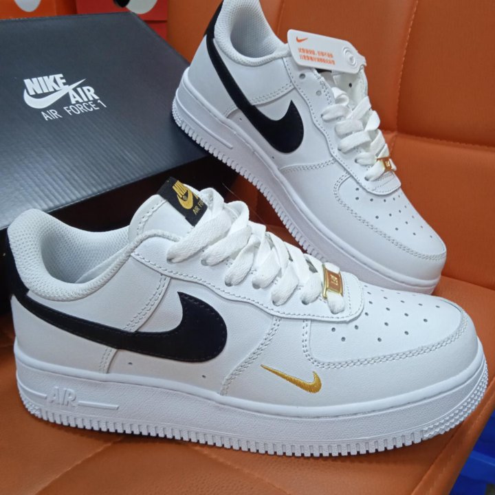 Кроссовки Nike air force