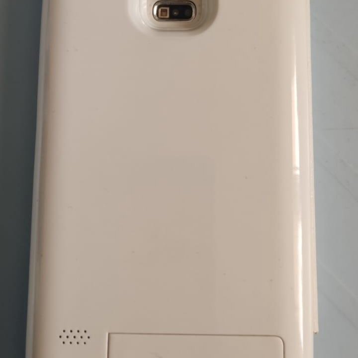 Samsung S-5 б/у.