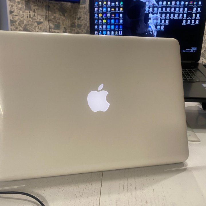 Macbook a 1342