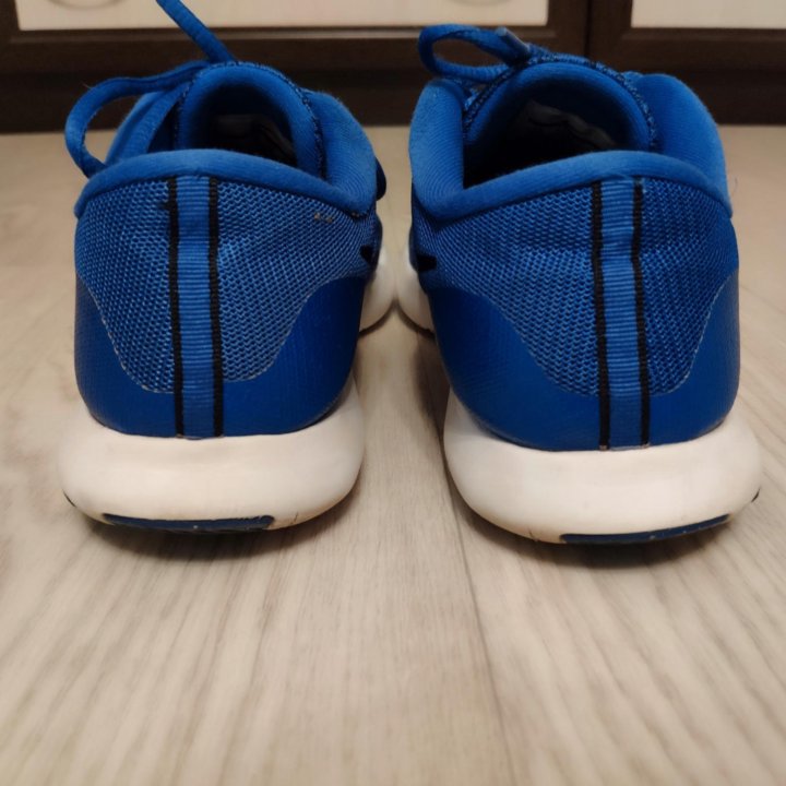 Кроссовки Nike flex contact