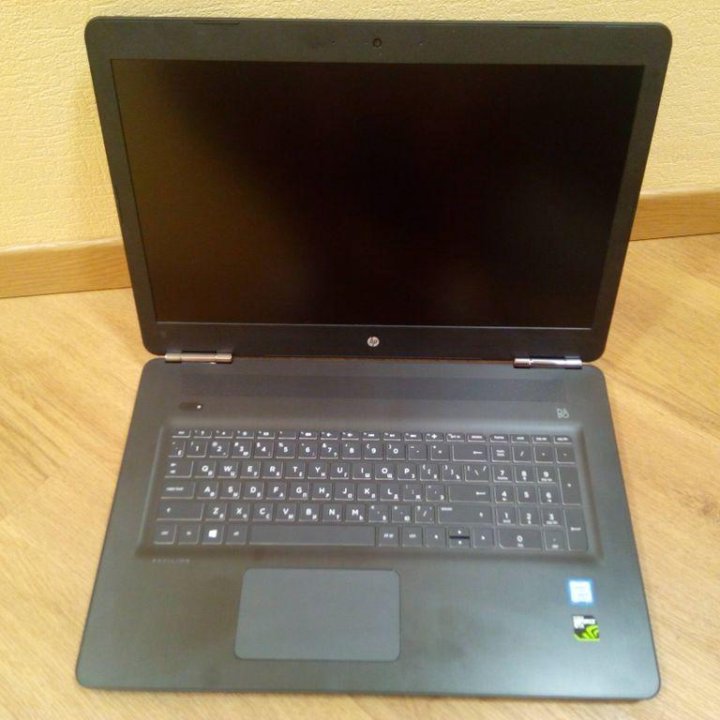 HP PAVILION 17 i5-7300HQ GTX1050TI(4GB)