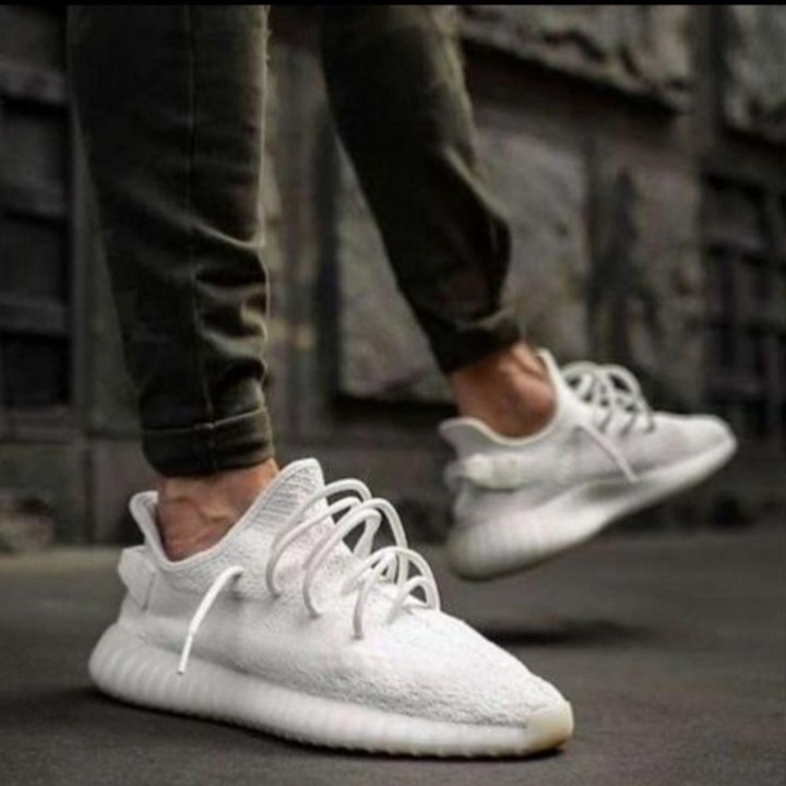 Кроссовки Adidas yeezy 350 Triple White