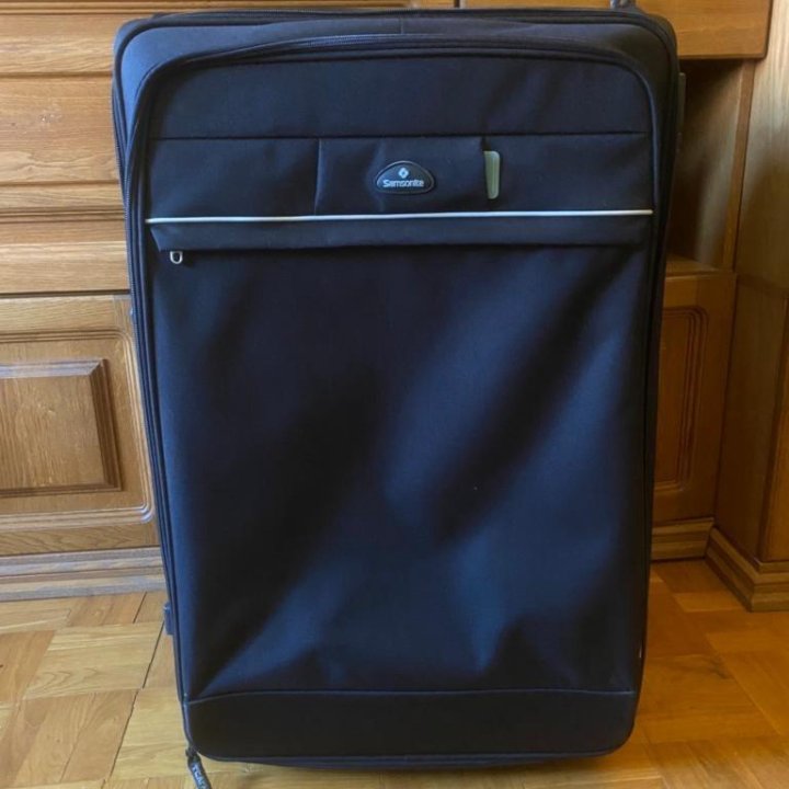 Очень большой чемодан Samsonite