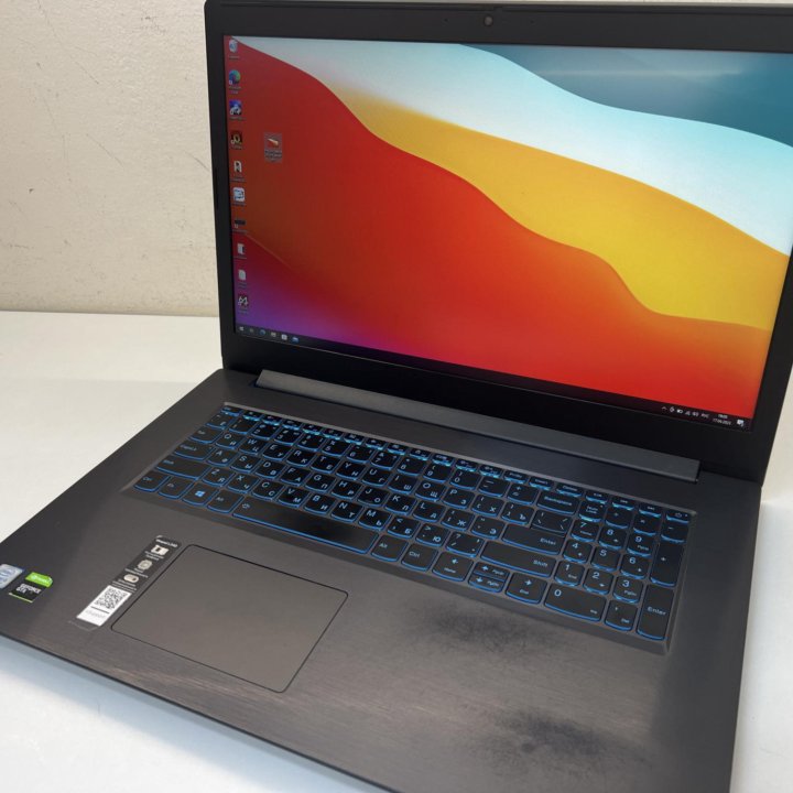 Lenovo Gaming 17.3 GTX1650/i5-9300H/16G/512G