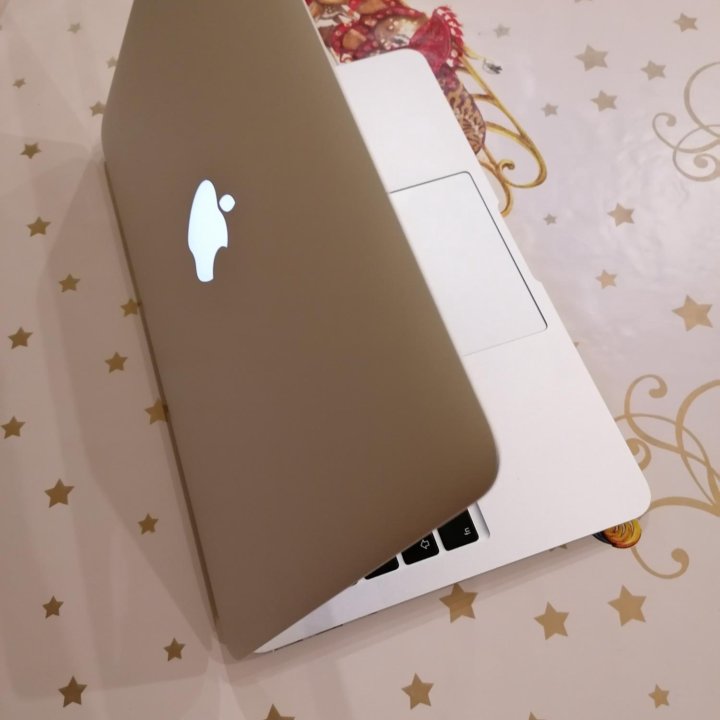 Macbook air 2011