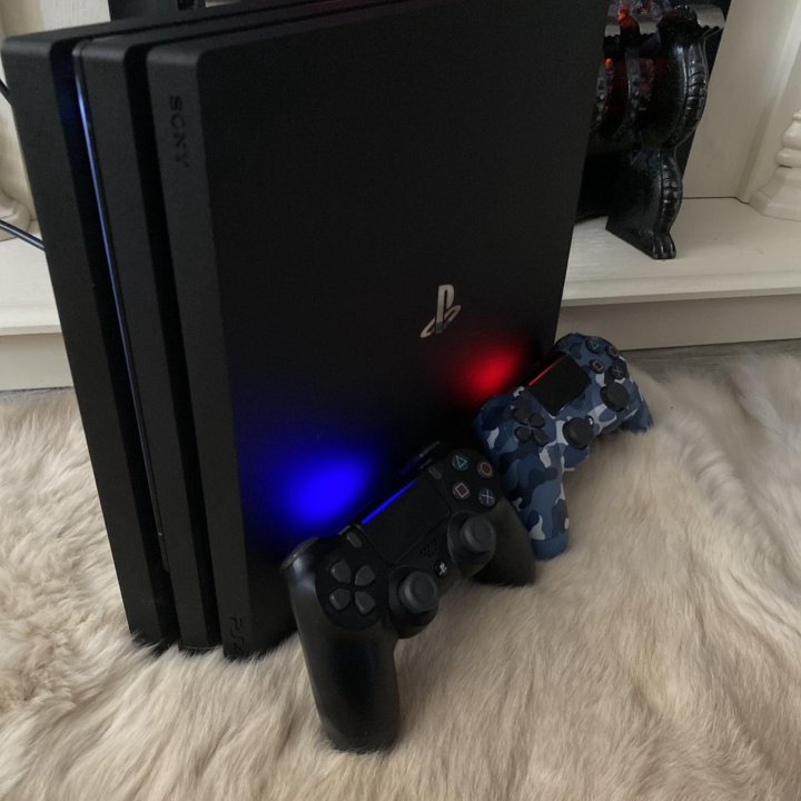 PS4 Pro 1TB (r6,bo4,ufc3)