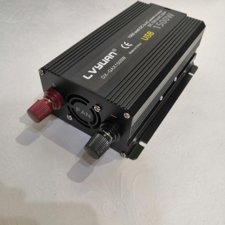 Розетка 220в в машине. Преобразователь напряжения