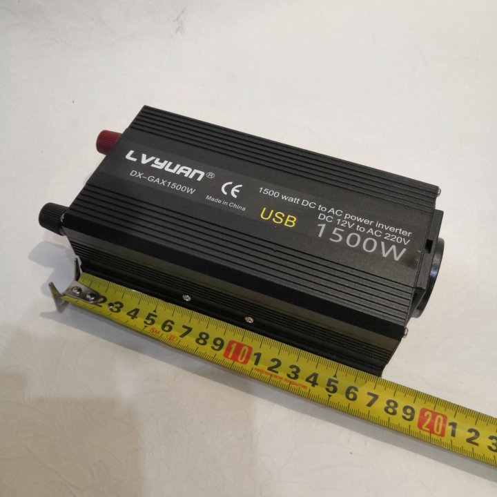 Розетка 220в в машине. Преобразователь напряжения