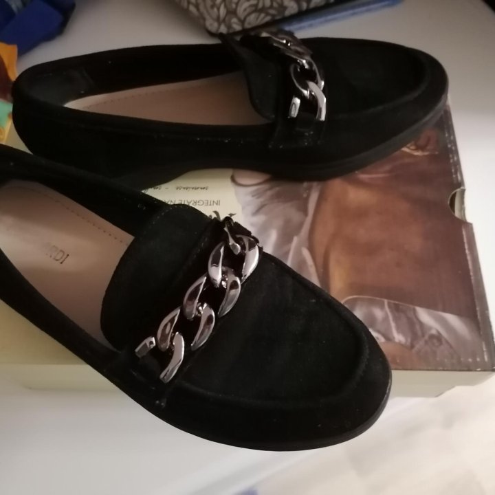 Обувь на девочку пакетом