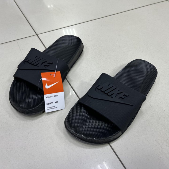 Шлёпки NIKE р39-45