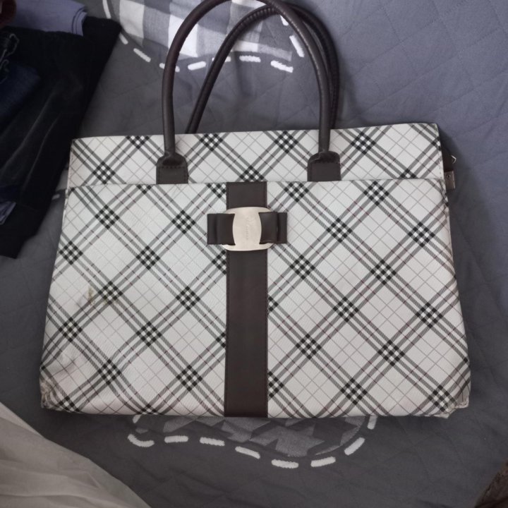 Женские сумки