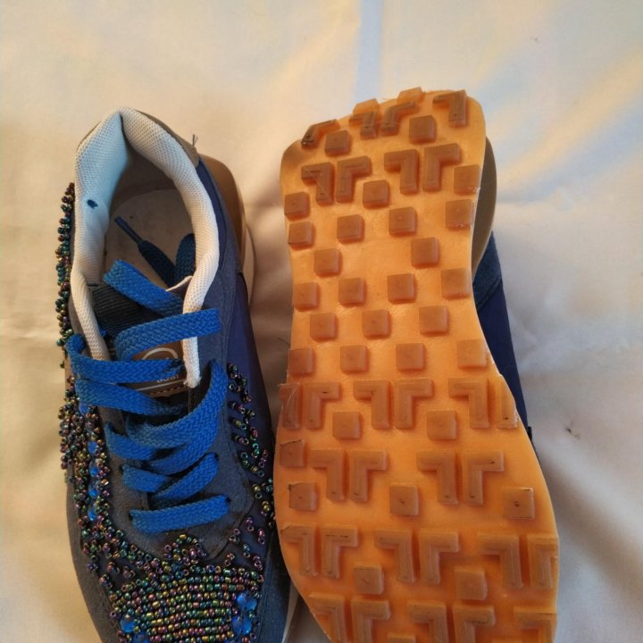 кросовки новые