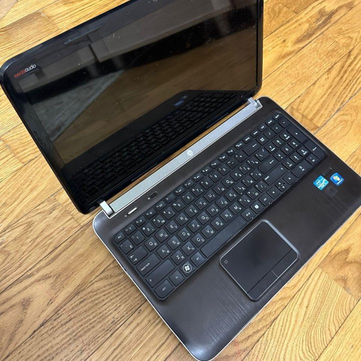 Hp pavilion dv6 CORE I7 3000mhz/8gb ram (16gb)/256