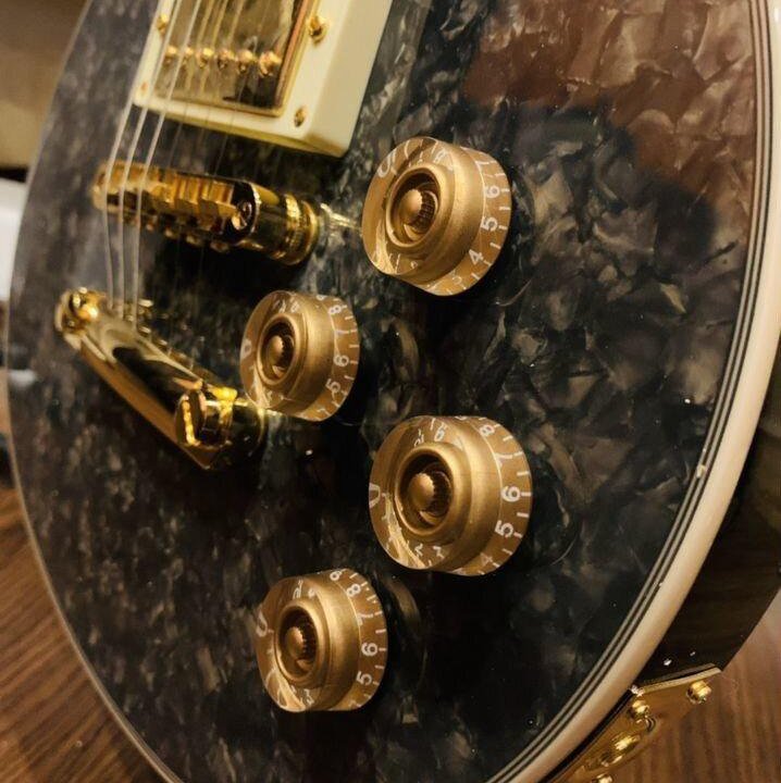 Электрогитара Les Paul Limited Gold Edition