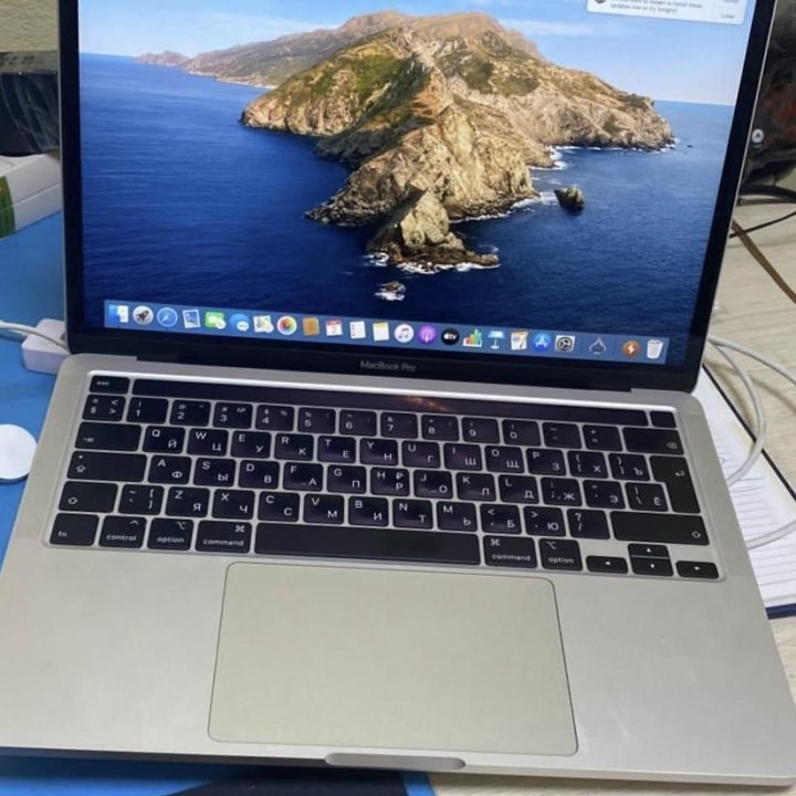 MacBook Pro 13 2020 Core i5/8gb/256gb SSD/1.5gb vi