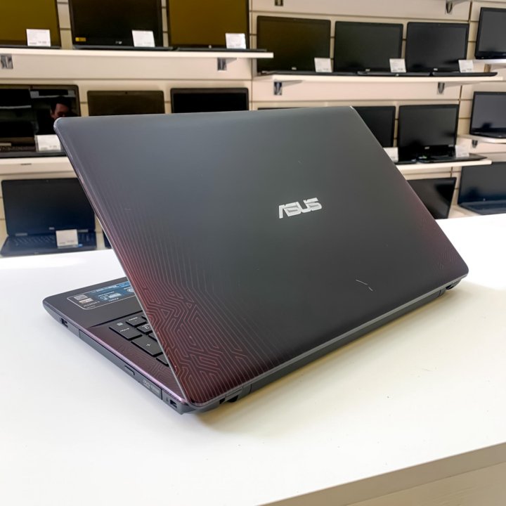 Игровой ноутбук Asus GTX/IPS/SSD/i5