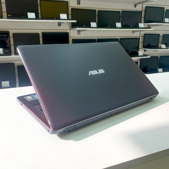 Игровой ноутбук Asus i7/GTX/SSD/FullHD