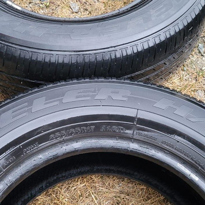 Bridgestone Dueler H/T 255/65 R17