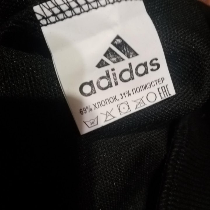 Спортивный костюм Adidas